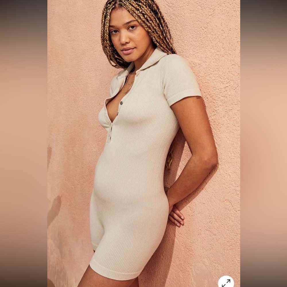 brand new urban outfitter play suit one piece collar small with tags uo london